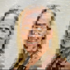 Darsi Casey